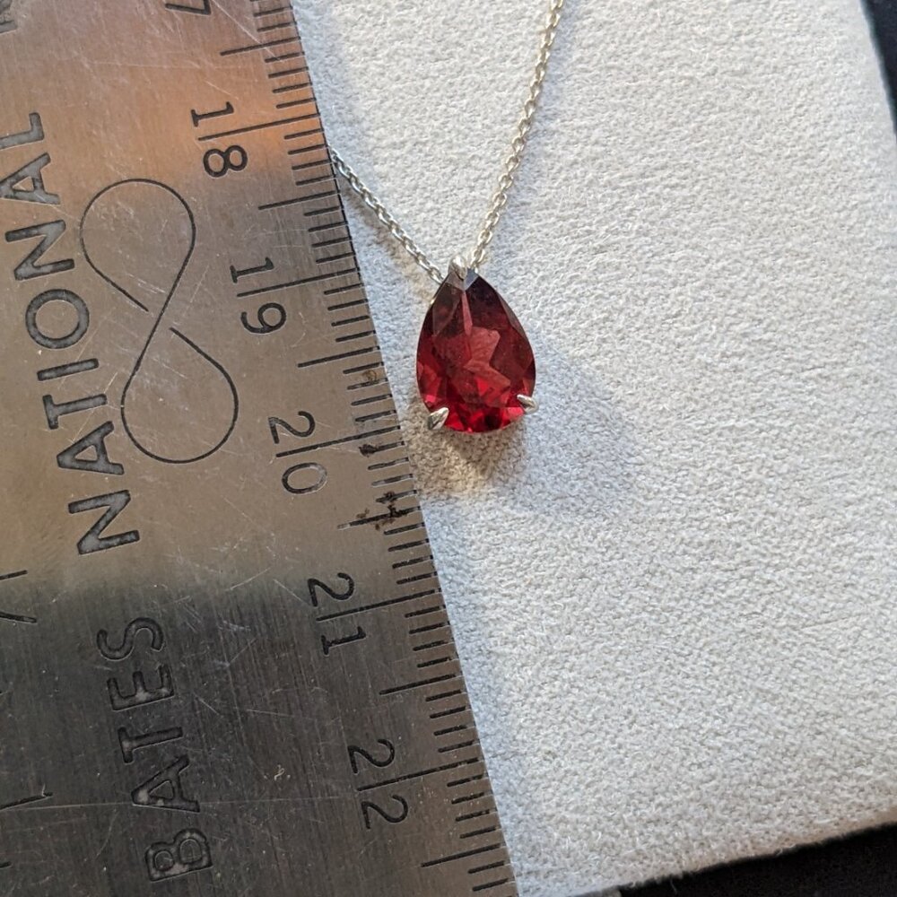 Gorgeous Pear Shaped Garnet Earring and Necklace set in Sterling Silver - Picture 13 of 15